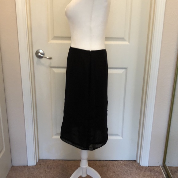 DKNY Skirt with sequins - Picture 3 of 5